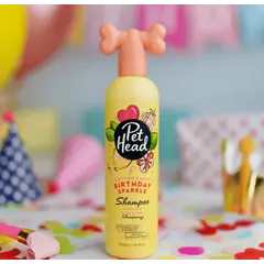 Pet Head Birthday edition – празничен шампоан за кучета с уникални аромати - 300 мл