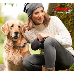 flexi Classic Black Fire M Tapе - Автоматичен повод - лента 5м, до 25кг, черно + ПОДАРЪК  нашийник с ЧЕРНА тока 20мм/40-55см