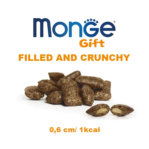 MONGE GIFT FILLED AND CRUNCHY STERILISED CAT – лакомство за кастрирани котки с патешко и червени боровинки, без зърнени култури