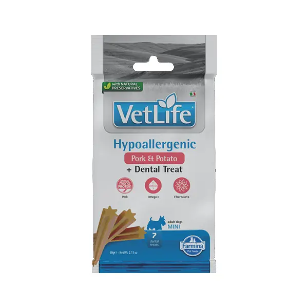 Vet Life Hypoallergenic Dental Treat With Pork and Sweet potato Mini – Монопротеинови дентални стикове за кучета от мини породи със свинско и сладък картоф - 60 г