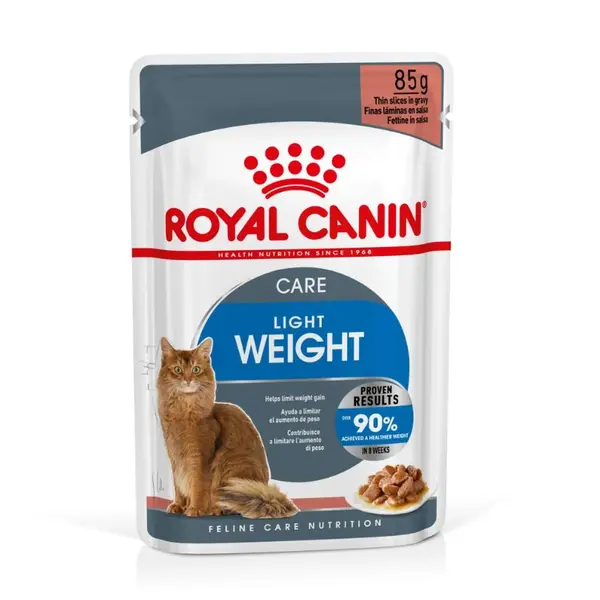 Royal Canin Light Weight Care - Пълноценна мокра храна за котки, склонни към напълняване - парченца в сос в пауч 12х85 г