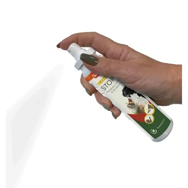 Beaphar STOP IT Spray – отблъскващ спрей за кучета и котки, 125 мл