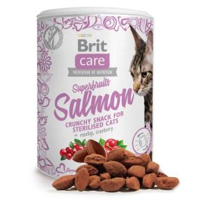 Brit Care Cat Snack Superfruits Salmon 100 гр - хрупкав снакс за кастрирани котки със сьомга, шипка и червена боровинка